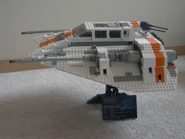 Star Wars Snow Speeder Lego Model